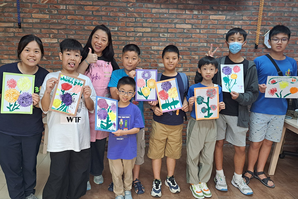 制作繡球花畫作