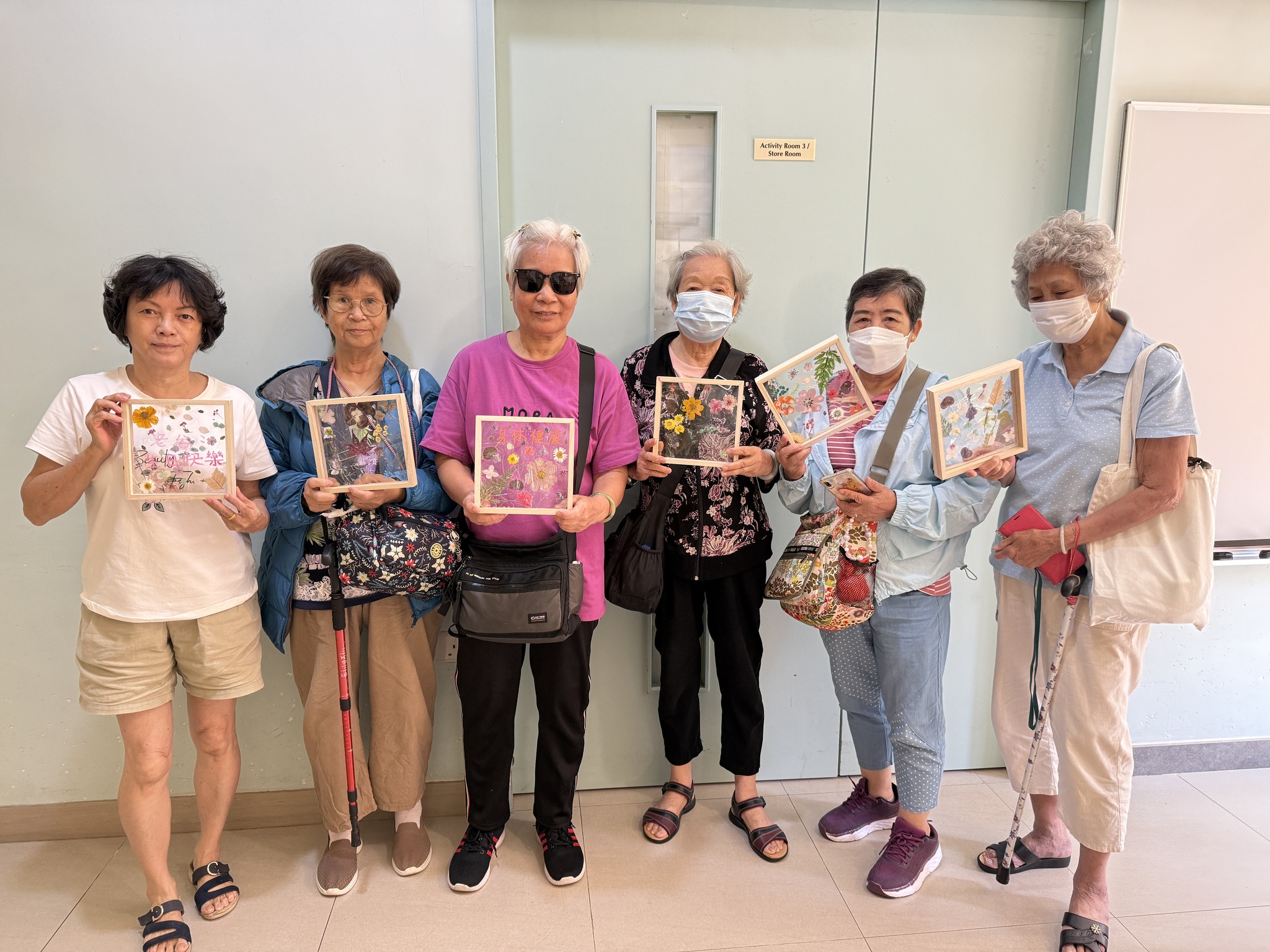 【動手腦訓練之透明押花畫】